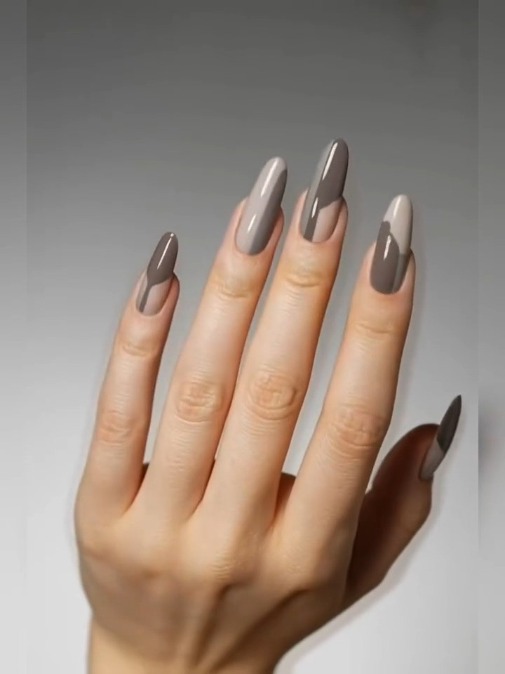 Тілесний манікюр з матовим ефектом – мінімалістичний тренд 2026